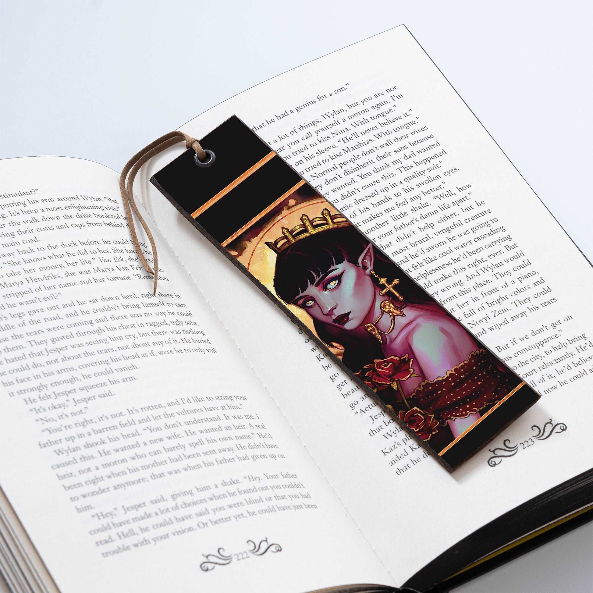 QUEEN OF ROSES WOODEN BOOKMARK - WB003 - Apnoia