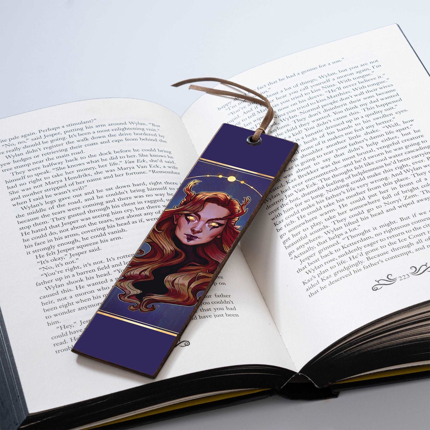STAR DEMON WOODEN BOOKMARK - WB006 - Apnoia