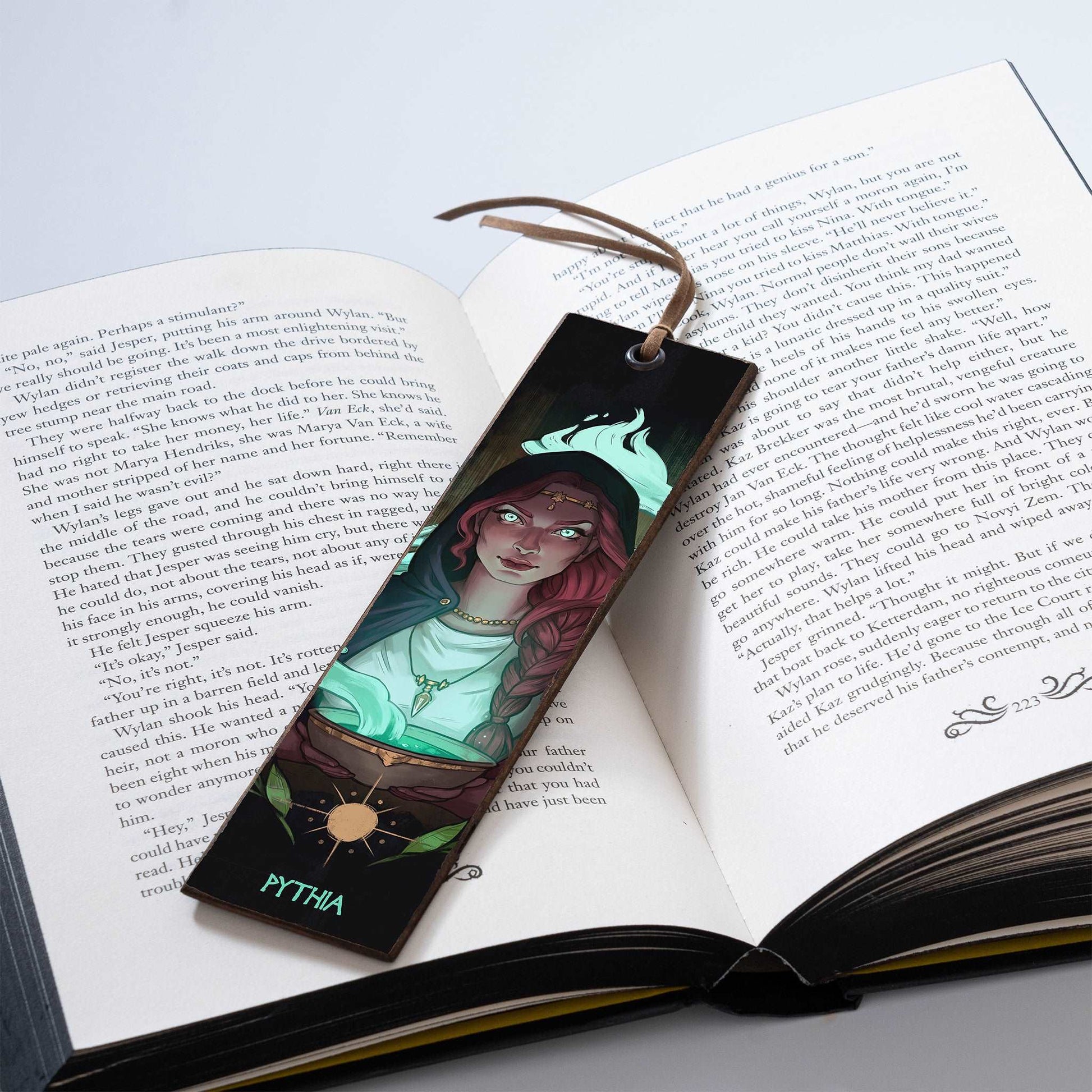 PYTHIA WOODEN BOOKMARK - WB016 - Apnoia